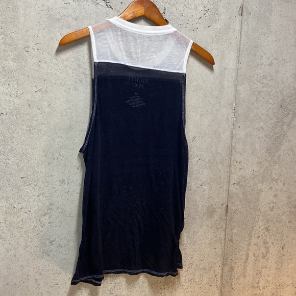 Vintage Top - Picture 3 of 3